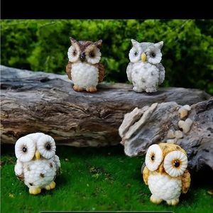 NWT!!  4 Piece Resin Owl Set